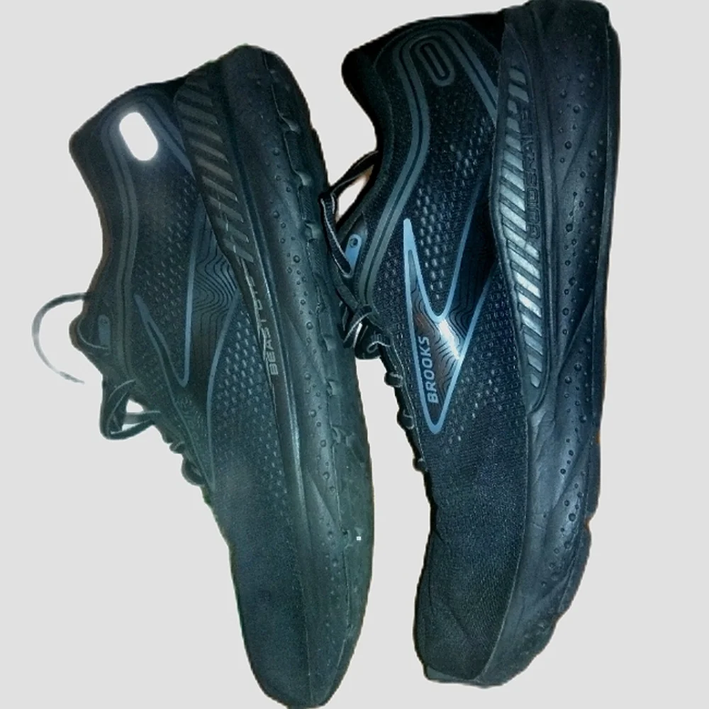 Brooks Men’s Black Running Shoes